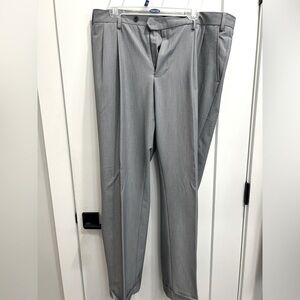 Gray Men’s Van Heusen Flex Dress Pant
